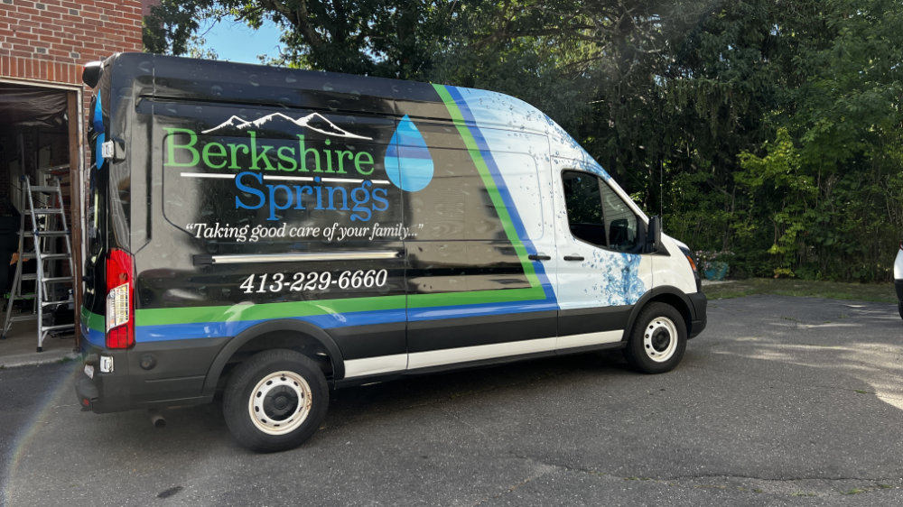 Signs and vehicle wraps gallery image