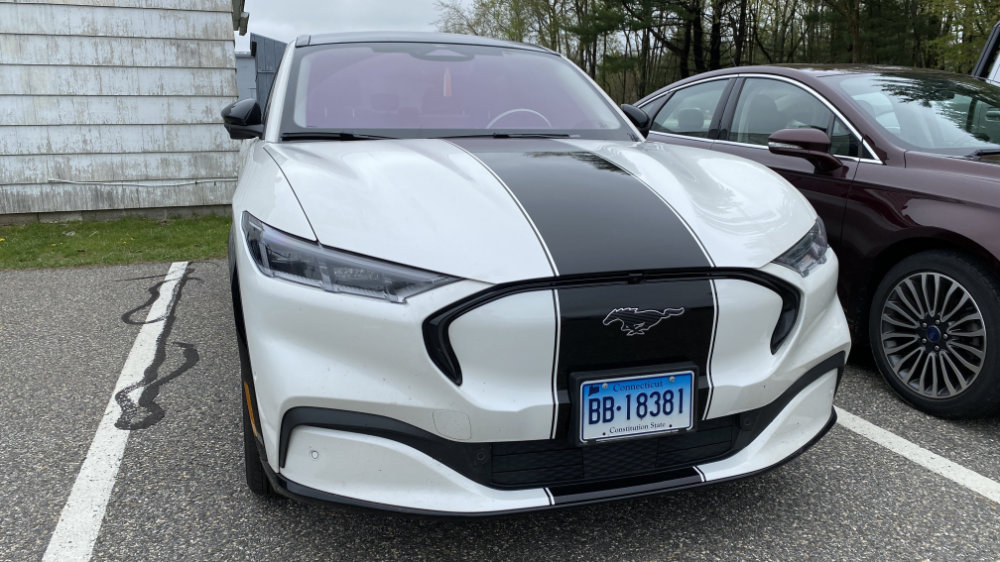 Signs and vehicle wraps gallery image