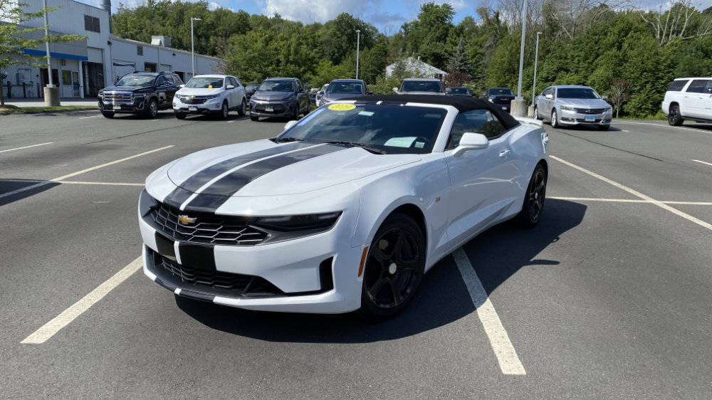 Signs and vehicle wraps gallery image