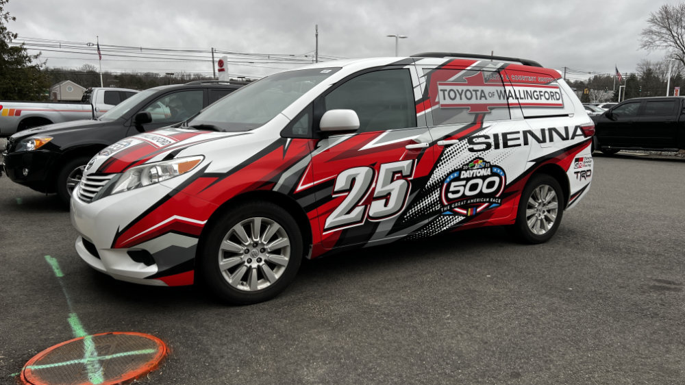 Signs and vehicle wraps gallery image