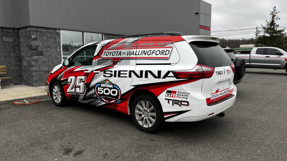 Signs and vehicle wraps gallery image