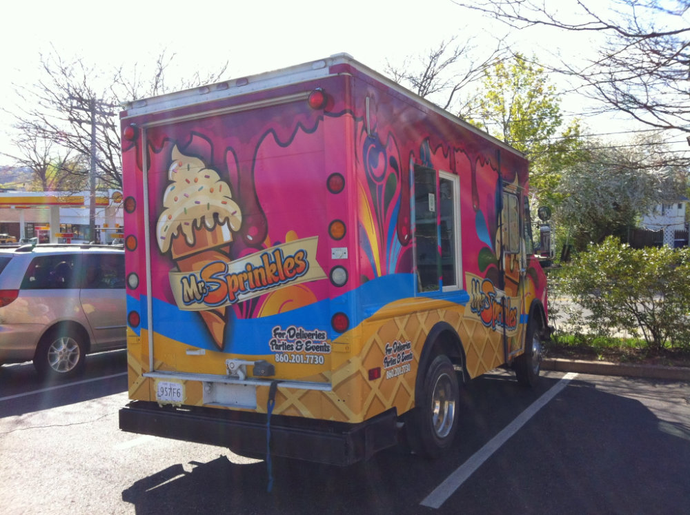 Signs and vehicle wraps gallery image