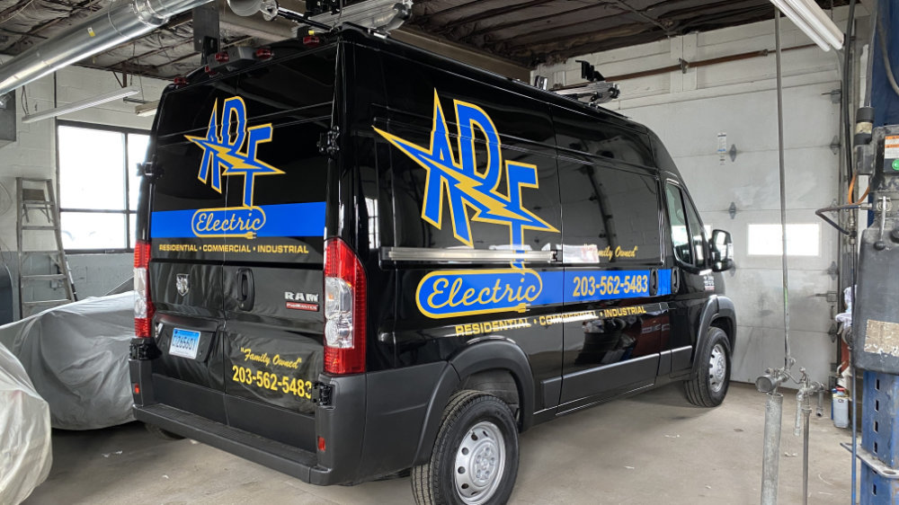 Signs and vehicle wraps gallery image