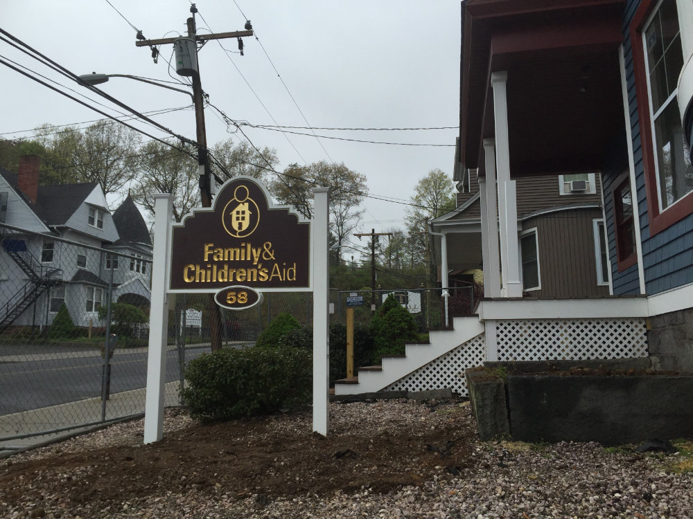 Signs and vehicle wraps gallery image