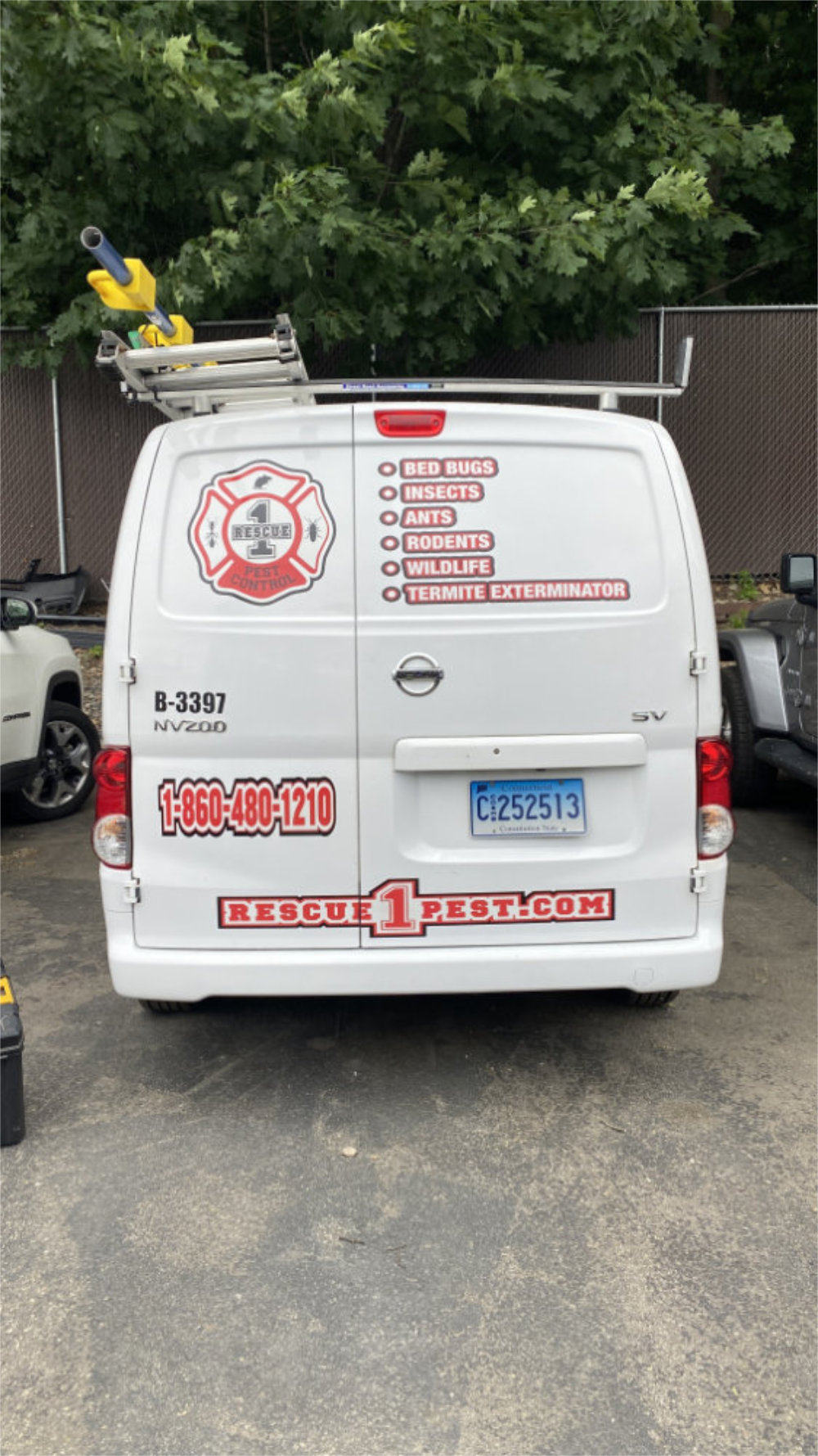 Signs and vehicle wraps gallery image