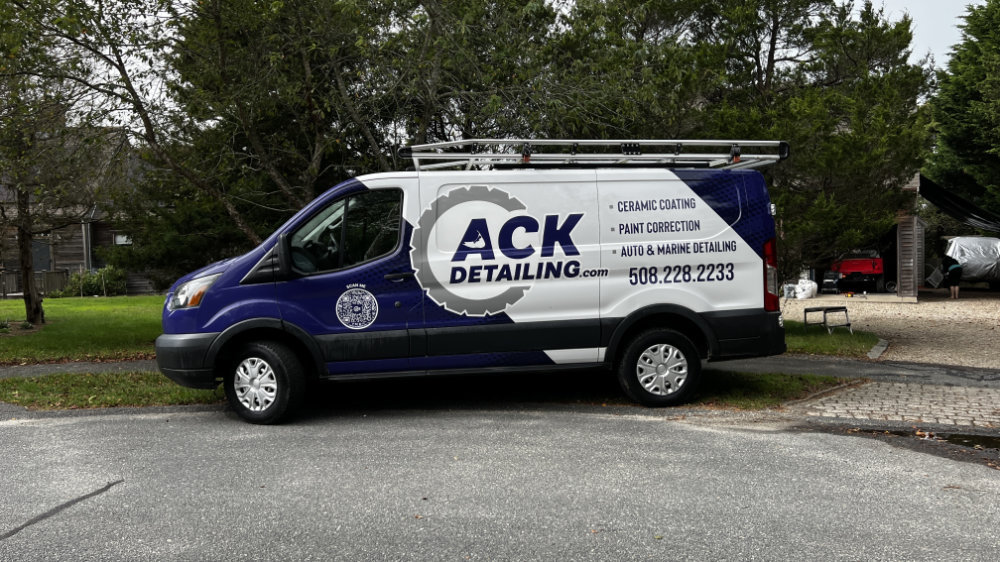 Signs and vehicle wraps gallery image