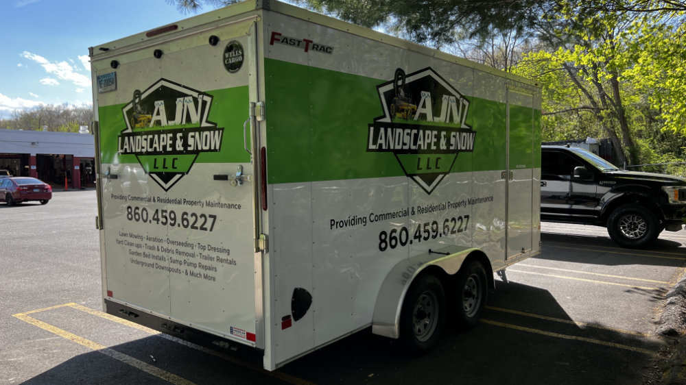 Signs and vehicle wraps gallery image