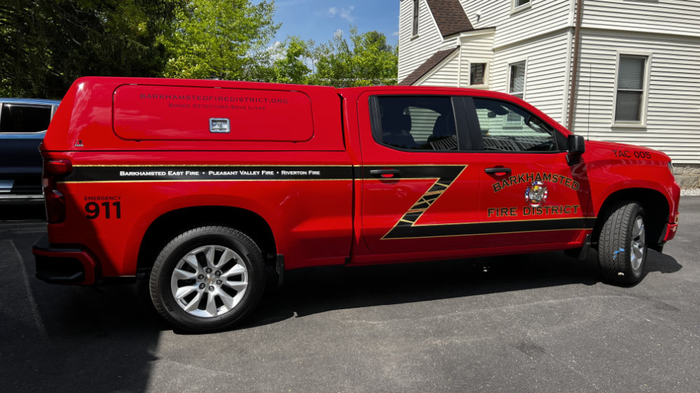 Signs and vehicle wraps gallery image