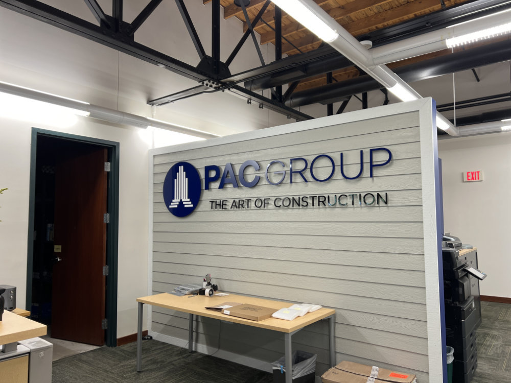 Signs and vehicle wraps gallery image