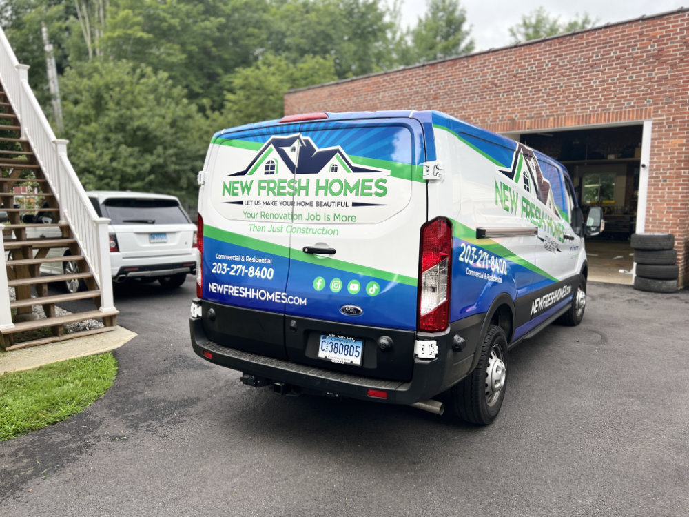 Signs and vehicle wraps gallery image