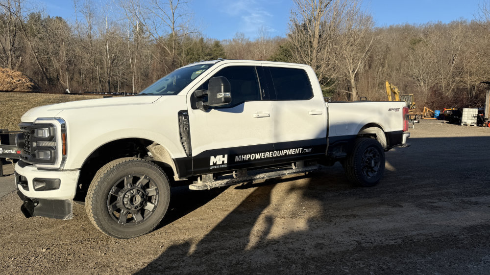 Signs and vehicle wraps gallery image