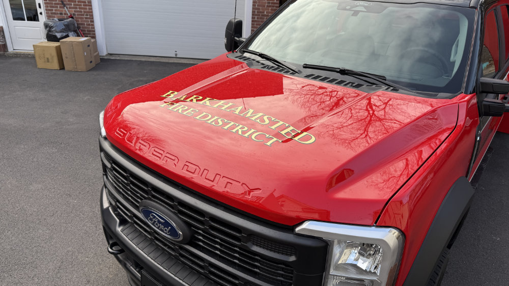 Signs and vehicle wraps gallery image