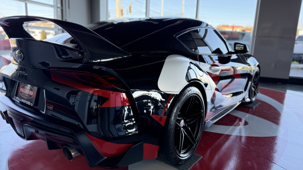 Signs and vehicle wraps gallery image