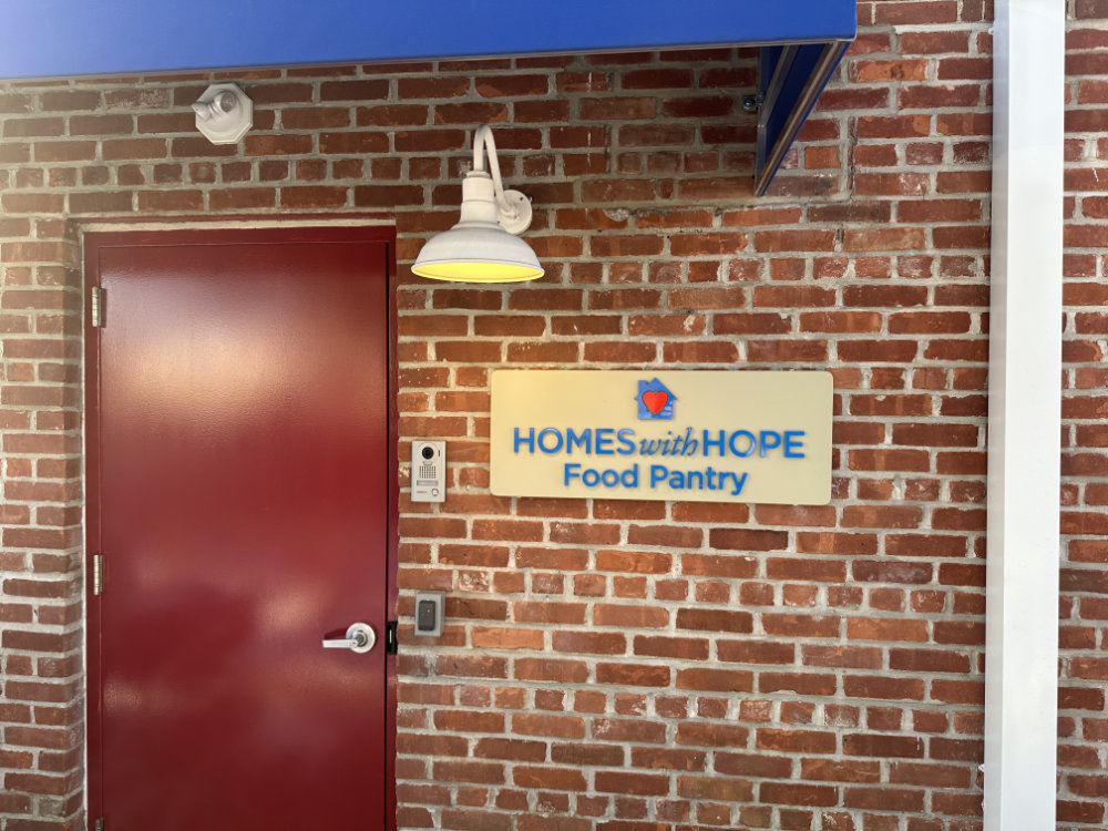 Signs and vehicle wraps gallery image