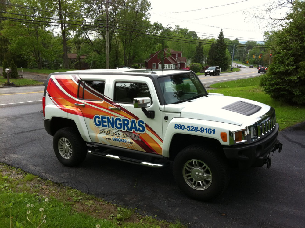 Signs and vehicle wraps gallery image
