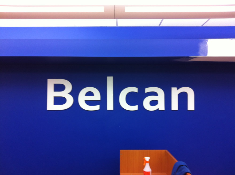 Signs and vehicle wraps gallery image